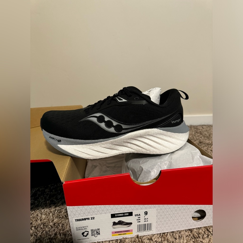Saucony Triumph 22 Women’s 9